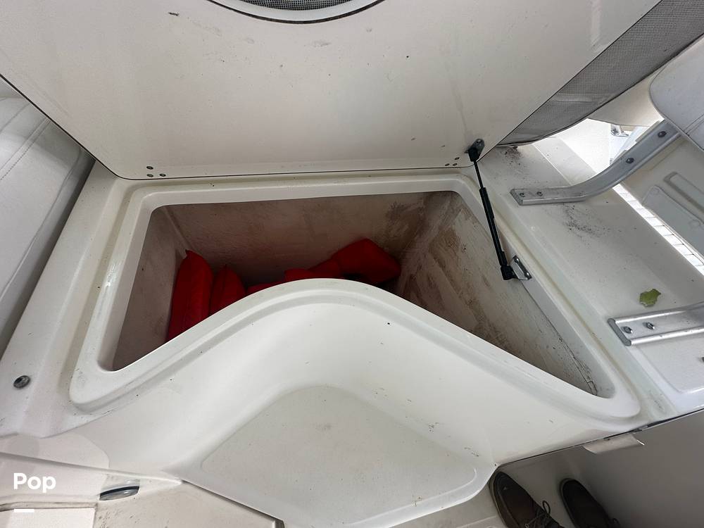 Slide: The Image of Boston Whaler Defiance 2000 - 14398934