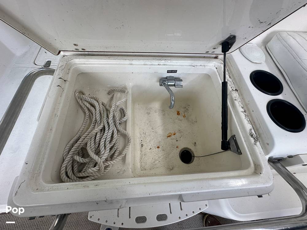 Slide: The Image of Boston Whaler Defiance 2000 - 14398938
