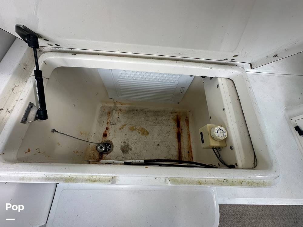 Slide: The Image of Boston Whaler Defiance 2000 - 14398939