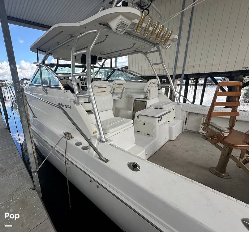 Slide: The Image of Boston Whaler Defiance 2000 - 14398957