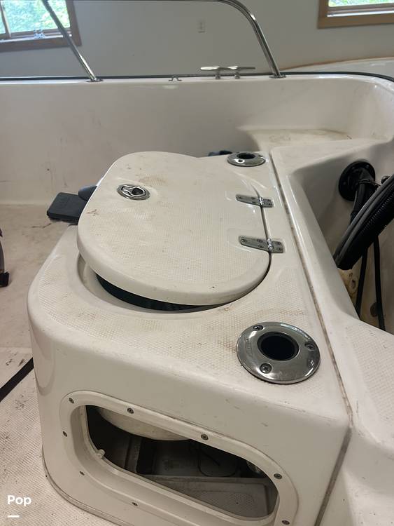 Slide: The Image of Boston Whaler Montauk 170 2016 - 15647034