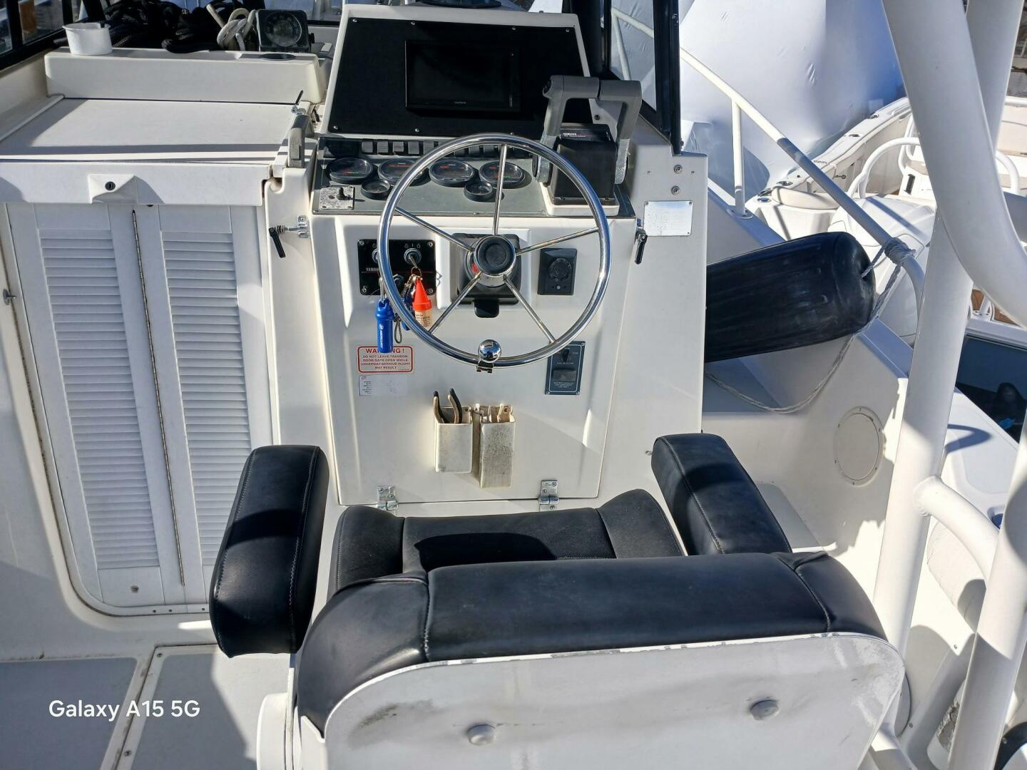 Slide: The Image of Boston Whaler Offshore 1998 - 5171693