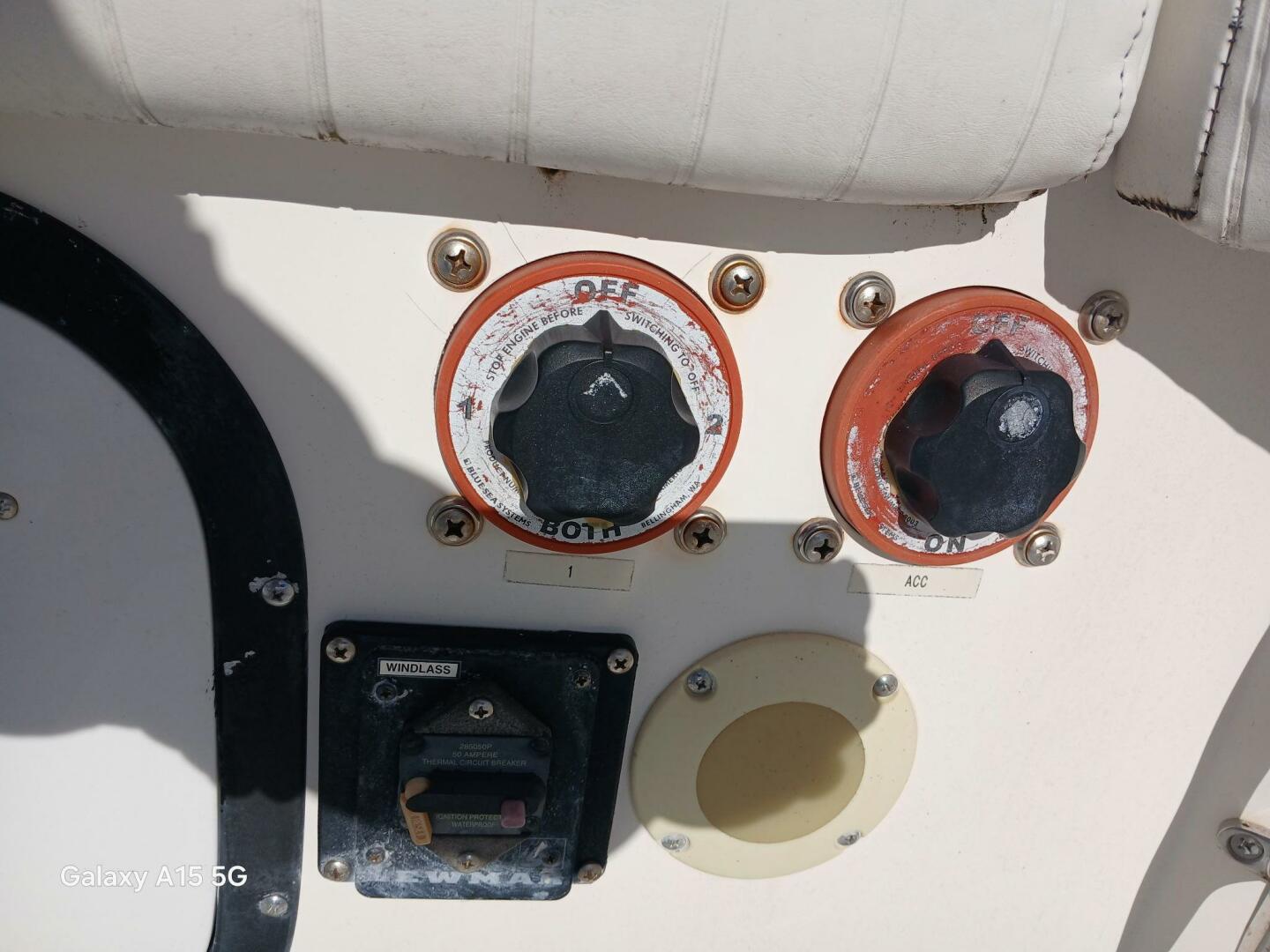 Slide: The Image of Boston Whaler Offshore 1998 - 5171697