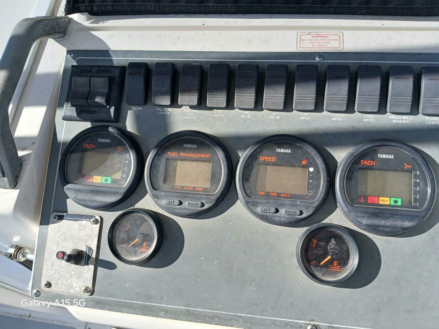 Slide: The Image of Boston Whaler Offshore 1998 - 5171722