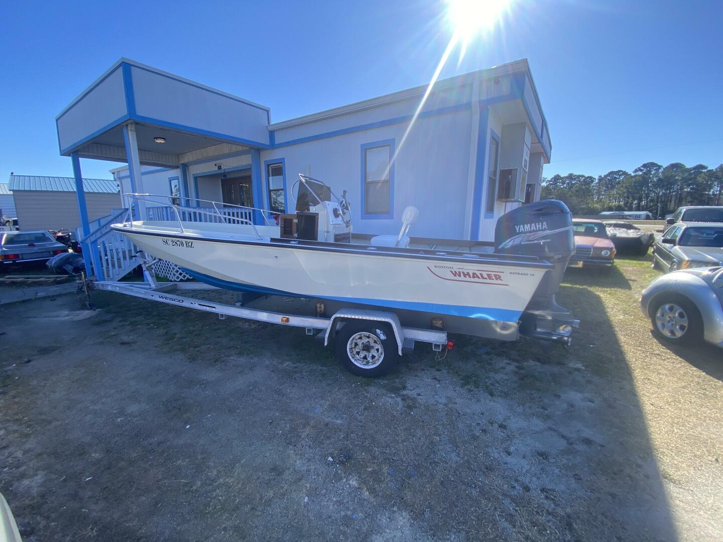Slide: The Image of Boston Whaler Outrage 1984 - 4120202