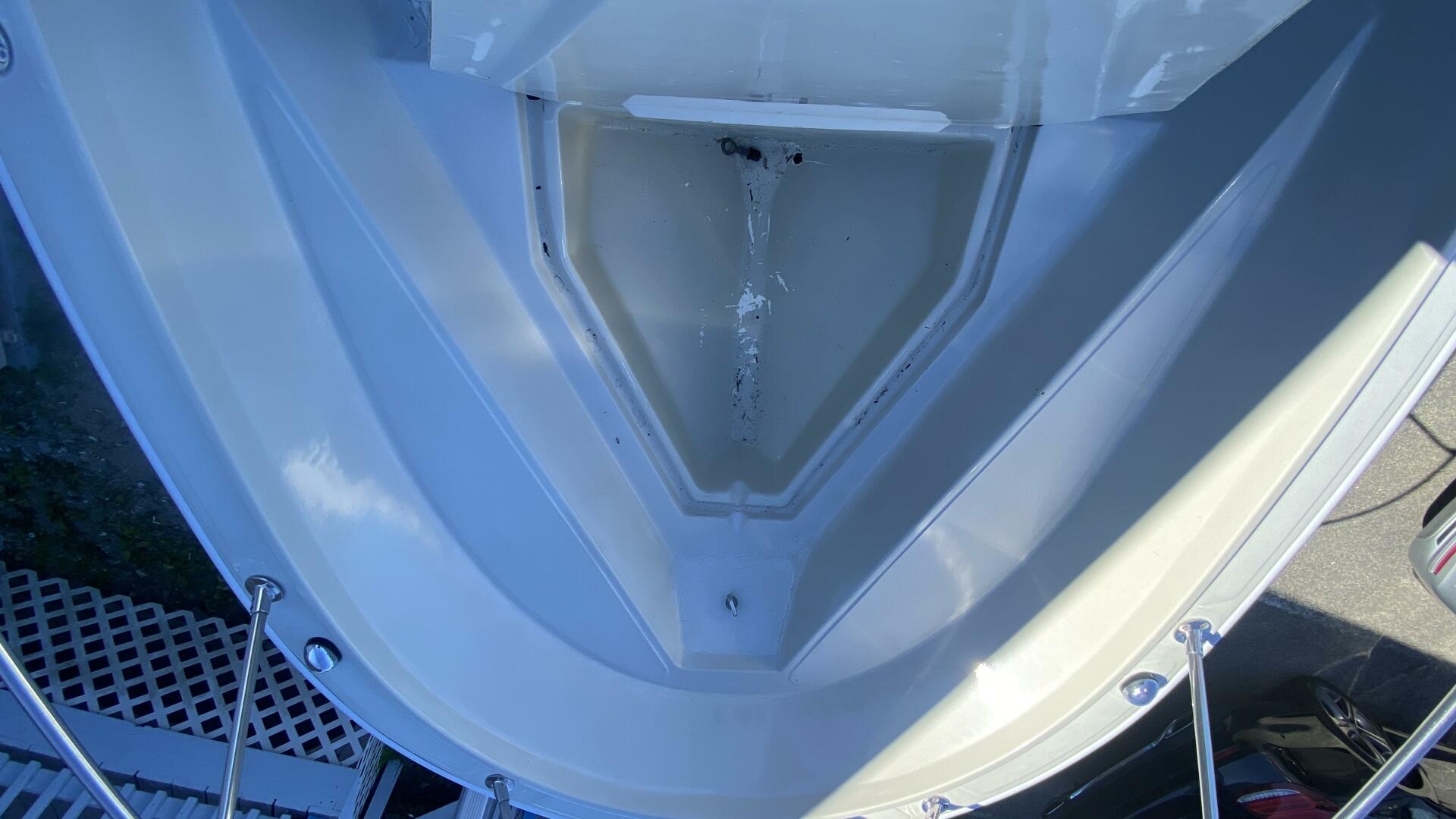 Slide: The Image of Boston Whaler Outrage 1984 - 4119445