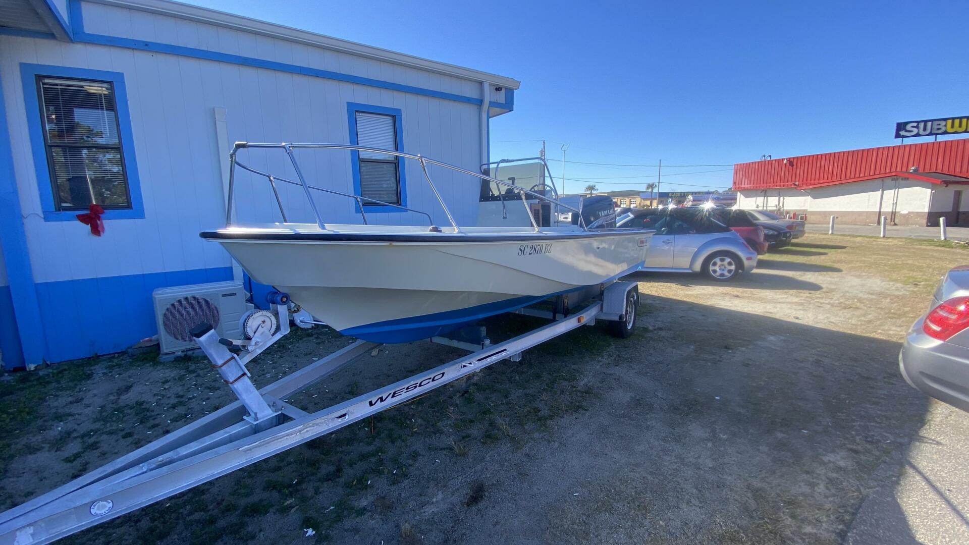 Slide: The Image of Boston Whaler Outrage 1984 - 4119449