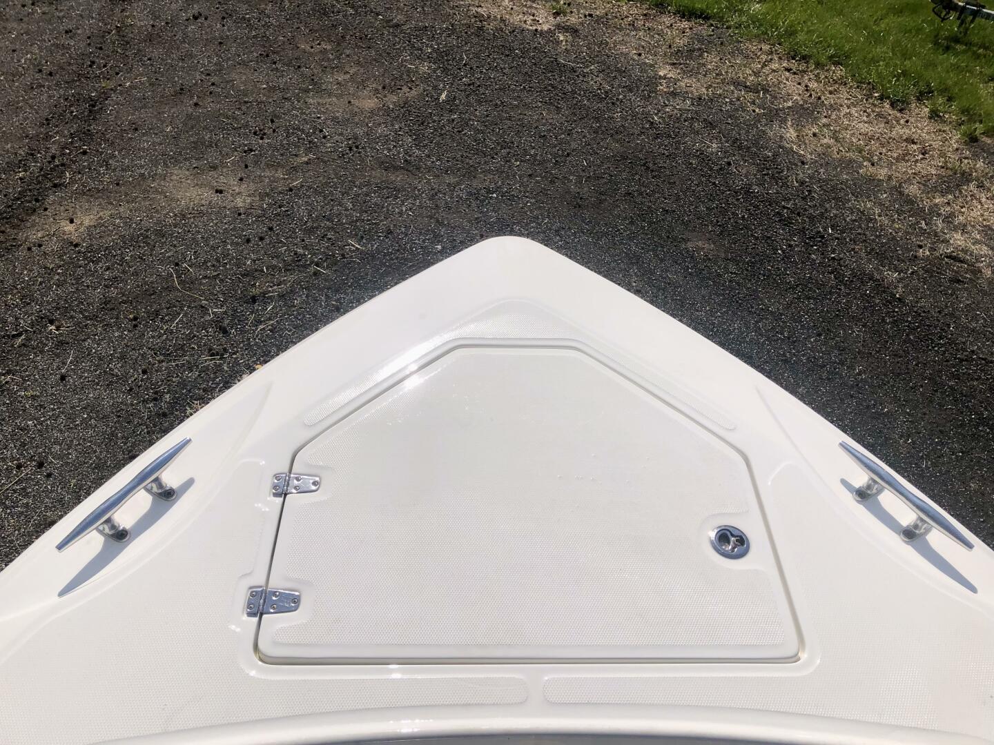 Slide: The Image of Boston Whaler Outrage 2016 - 5256928