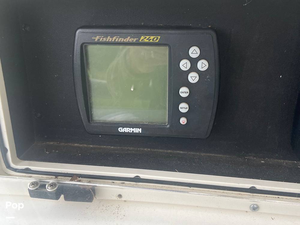 Slide: The Image of Boston Whaler Outrage 21 2001 - 13945946