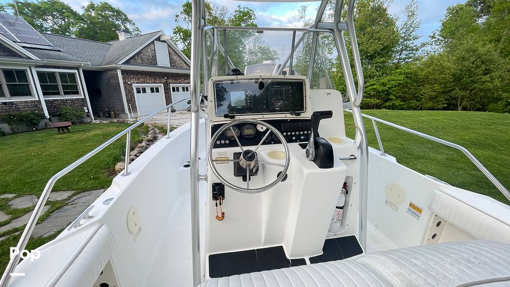 Slide: The Image of Boston Whaler Outrage 21 2001 - 14292492