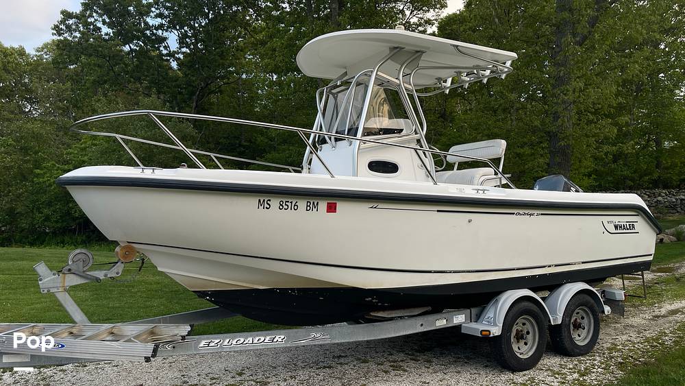 Slide: The Image of Boston Whaler Outrage 21 2001 - 14306645