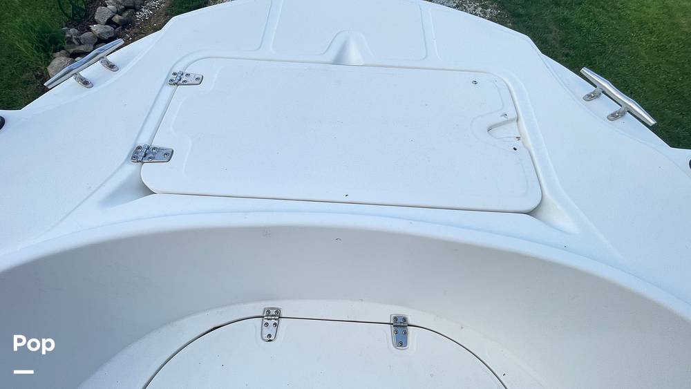 Slide: The Image of Boston Whaler Outrage 21 2001 - 14306661