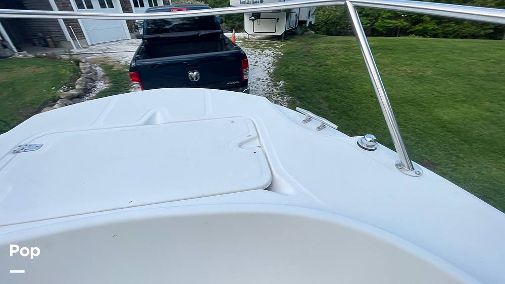 Slide: The Image of Boston Whaler Outrage 21 2001 - 14306663