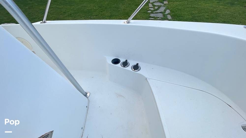 Slide: The Image of Boston Whaler Outrage 21 2001 - 14306666