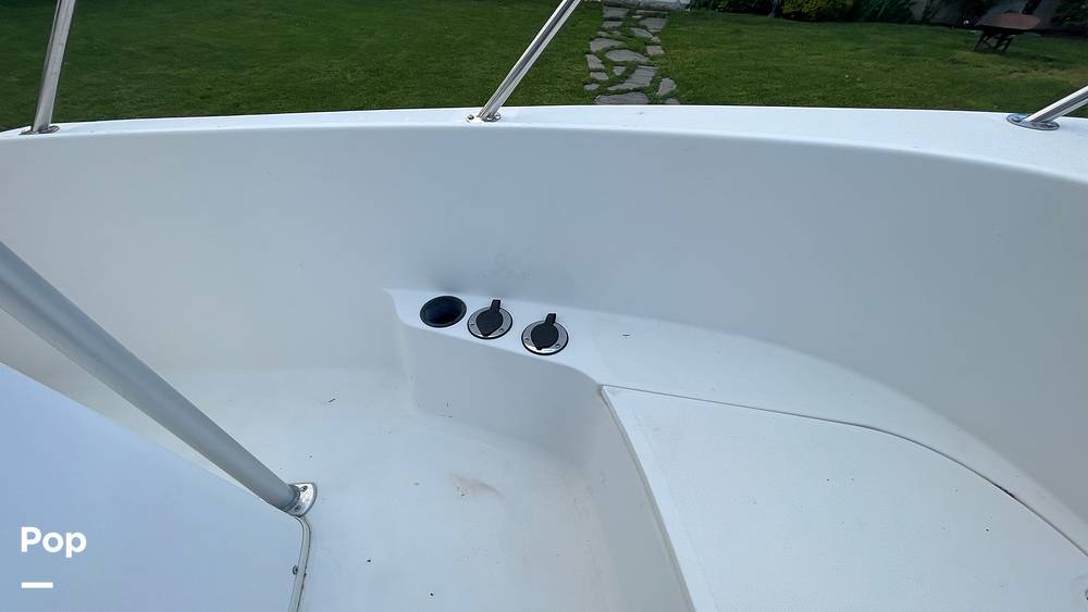 Slide: The Image of Boston Whaler Outrage 21 2001 - 14306667