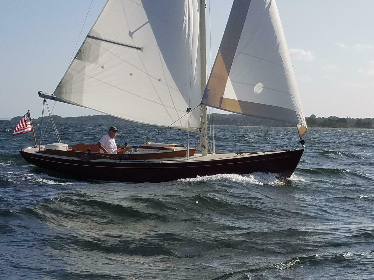 Slide: The Image of Bridges Point 24 Sloop (Daysailer Version) 1990 - 5146876