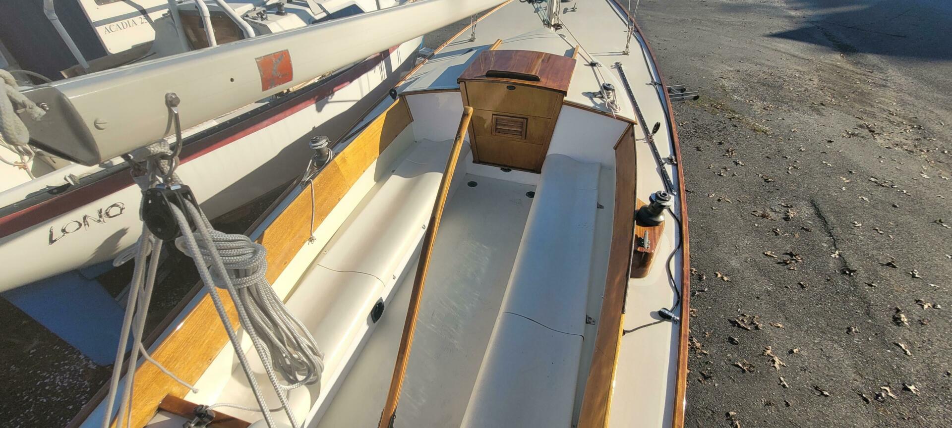 Slide: The Image of Bridges Point 24 Sloop (Daysailer Version) 1990 - 5146913