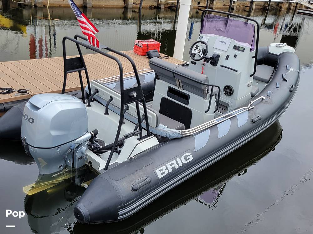 Slide: The Image of Brig Navigator Adventurer 570H 2019 - 15370220