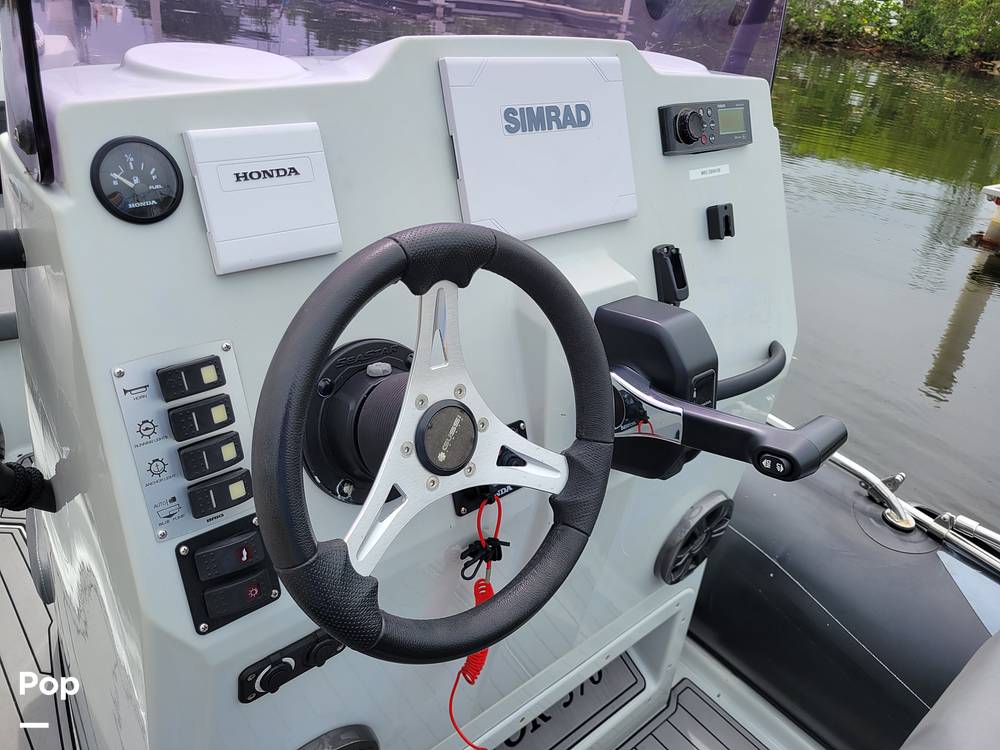 Slide: The Image of Brig Navigator Adventurer 570H 2019 - 15370230