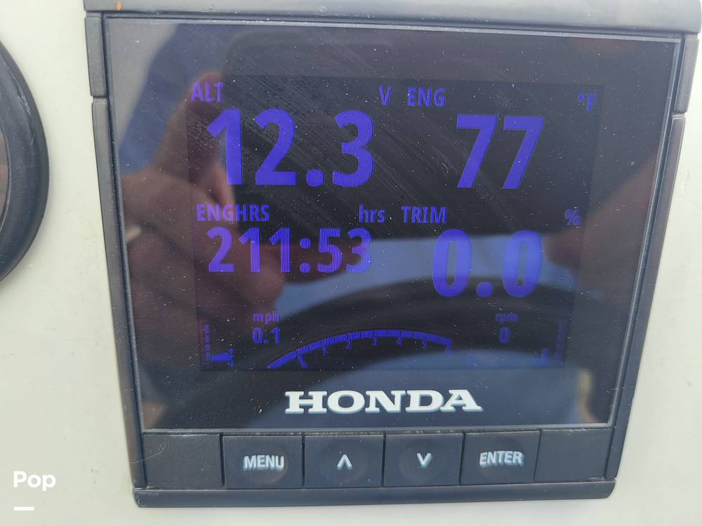 Slide: The Image of Brig Navigator Adventurer 570H 2019 - 15370256