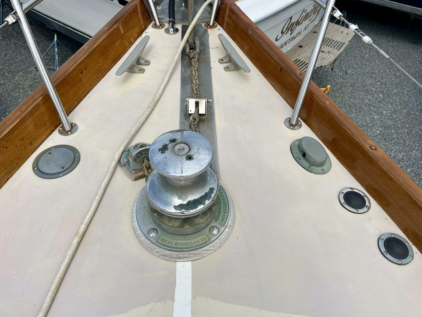 Slide: The Image of Bristol 45.5 1983 - 5285774