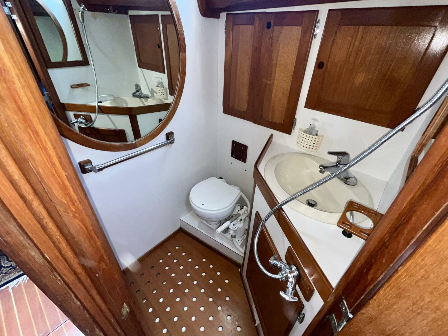 Slide: The Image of Bristol 45.5 1983 - 5285795