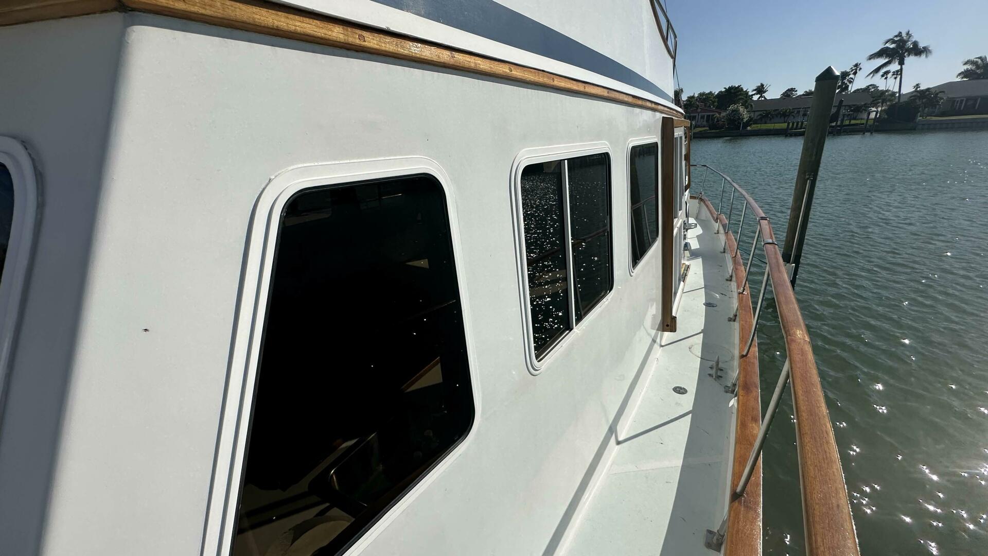 Slide: The Image of Bristol Offshore Trawler 1972 - 4308098