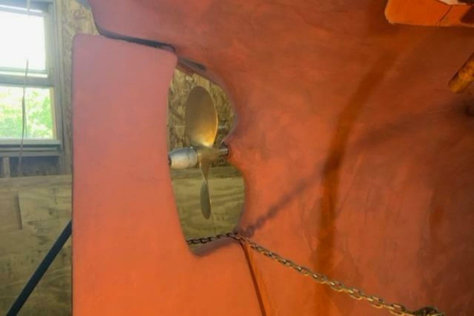 Slide: The Image of Bristol Sloop 1981 - 5146242