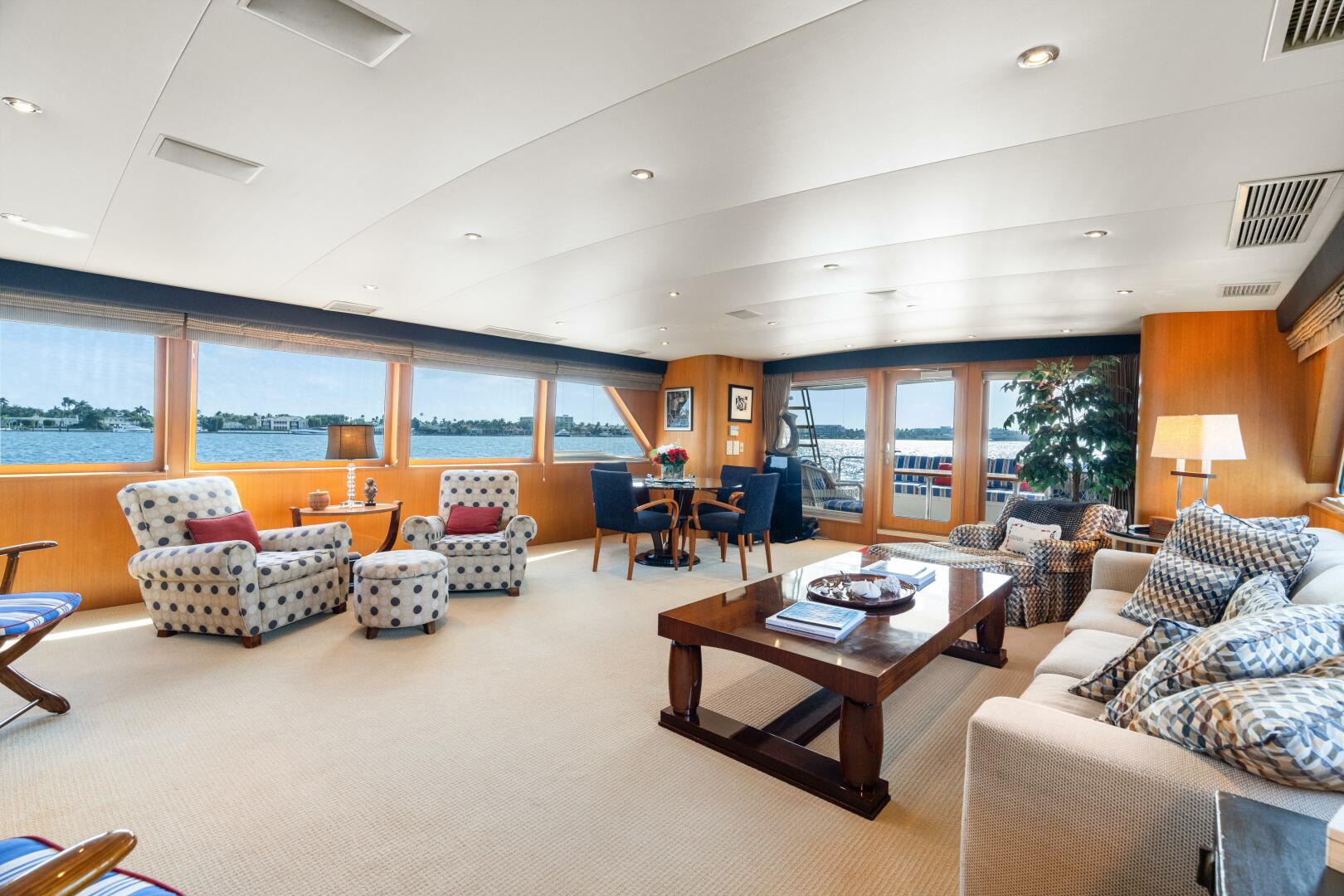 Slide: The Image of Broward 96 Crown Jewel -  1996 Broward 96 Raised Pilothouse MY - Crown Jewel - 4931388