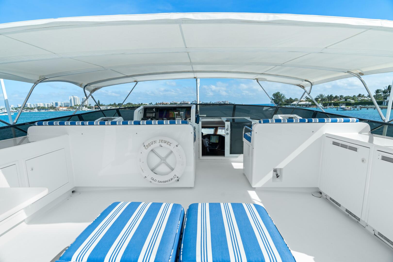 Slide: The Image of Broward 96 Crown Jewel -  1996 Broward 96 Raised Pilothouse MY - Crown Jewel - 4931466