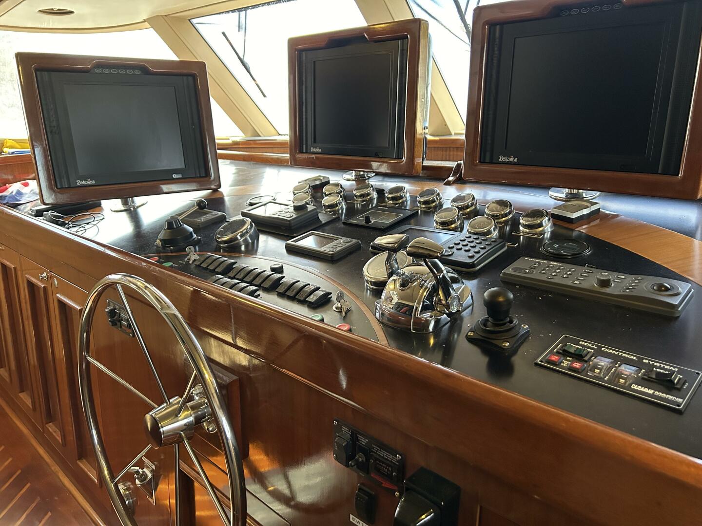 Slide: The Image of Broward Raised Pilothouse 1983 - 4045968