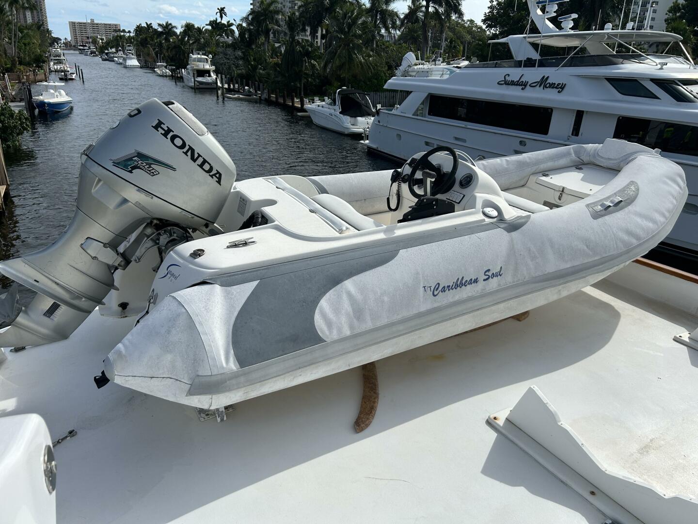 Slide: The Image of Broward Raised Pilothouse 1983 - 4045923