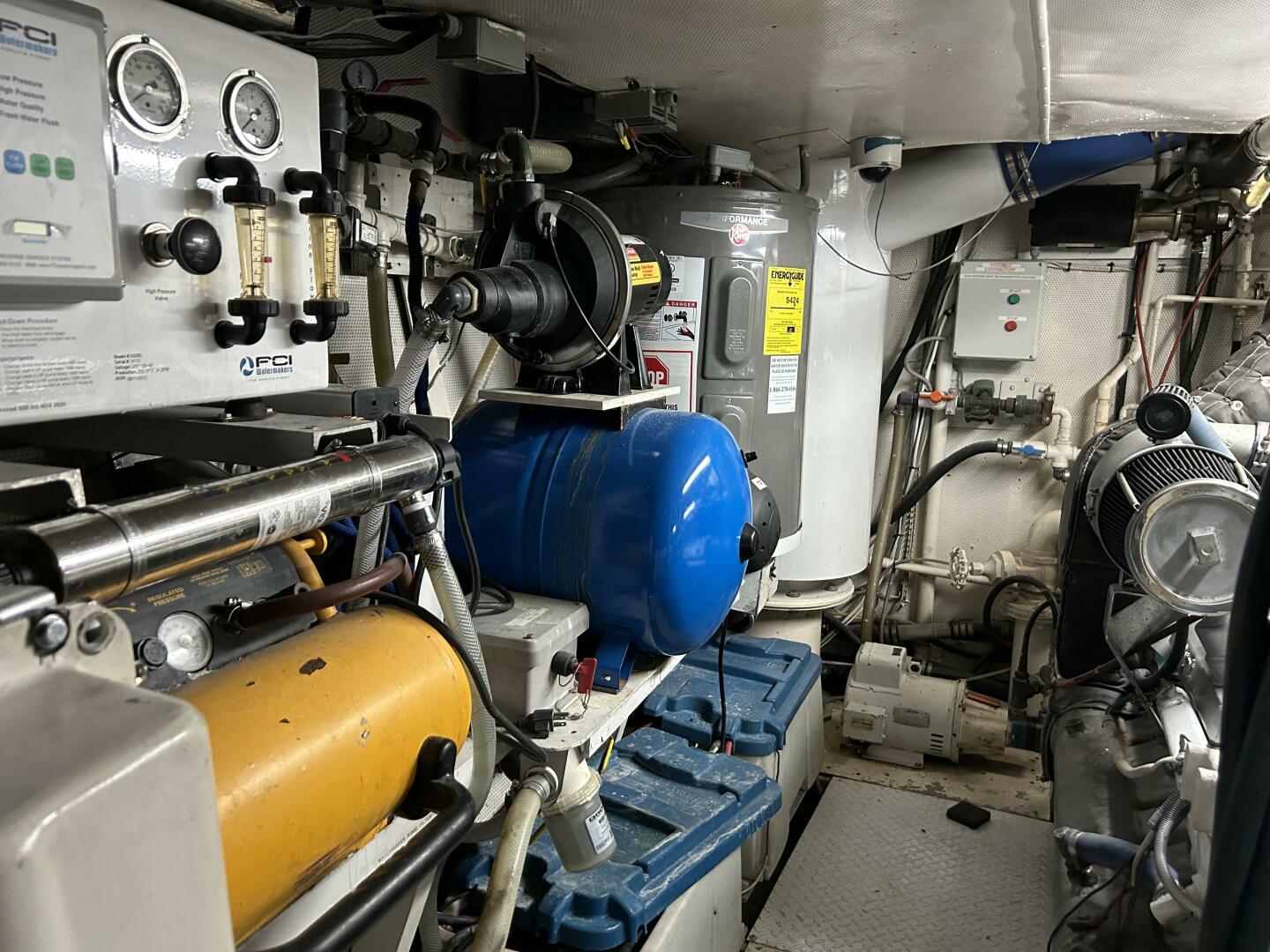 Slide: The Image of Broward Raised Pilothouse 1983 - 4045964