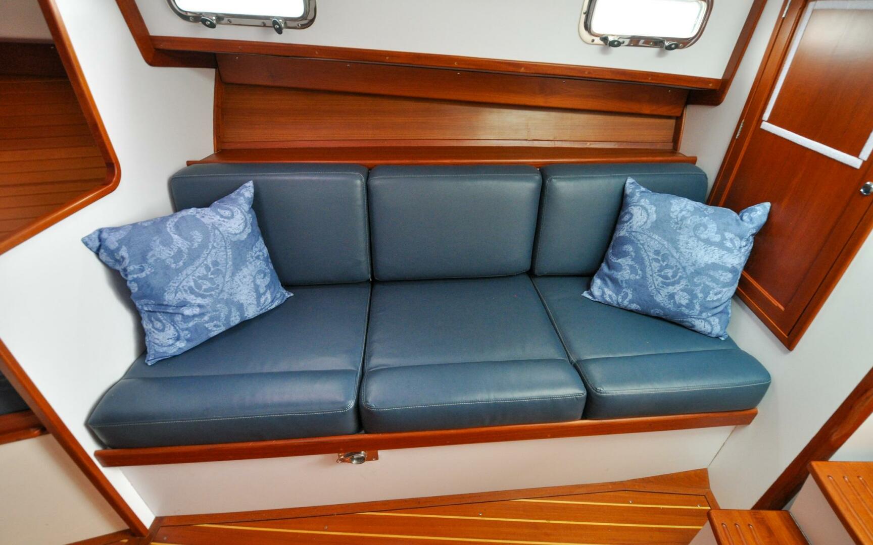 Slide: The Image of Bruckmann 29.9 Bluestar   Finally Maddie   Offered For Sale883 - 3891104