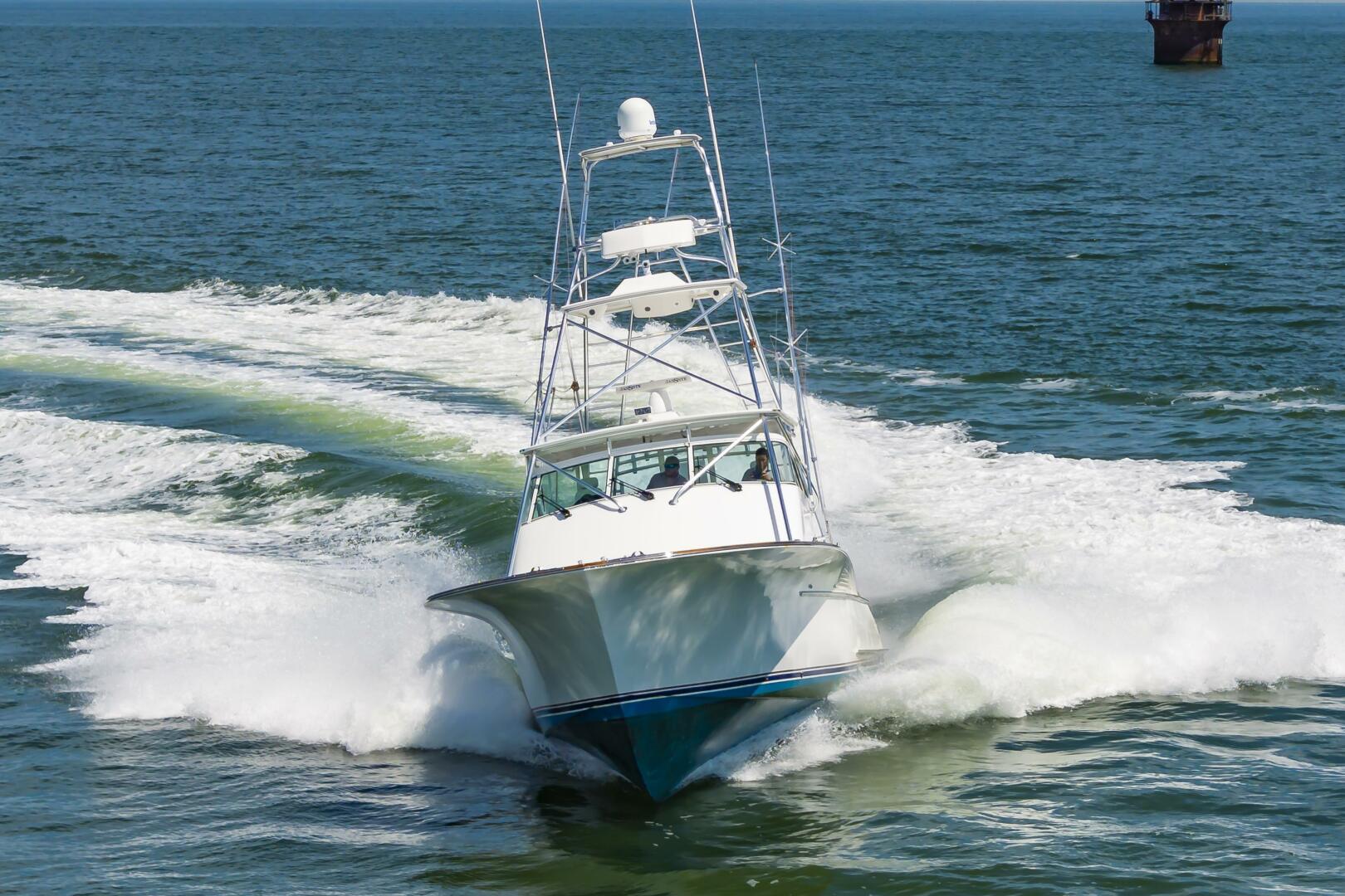 Slide: The Image of Buddy Davis 48 Express 2004 - 5263296