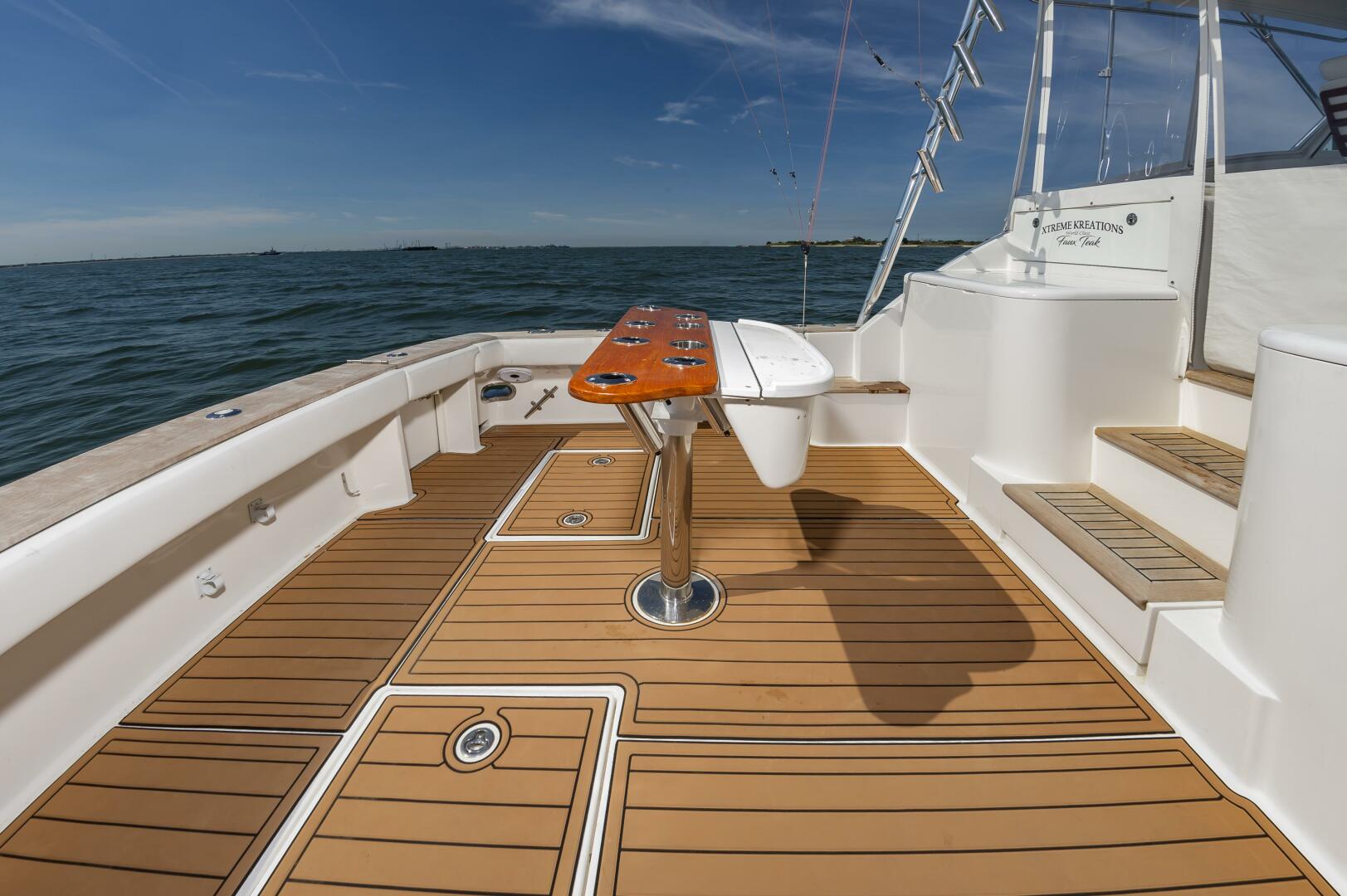 Slide: The Image of Buddy Davis 48 Express 2004 - 5263304