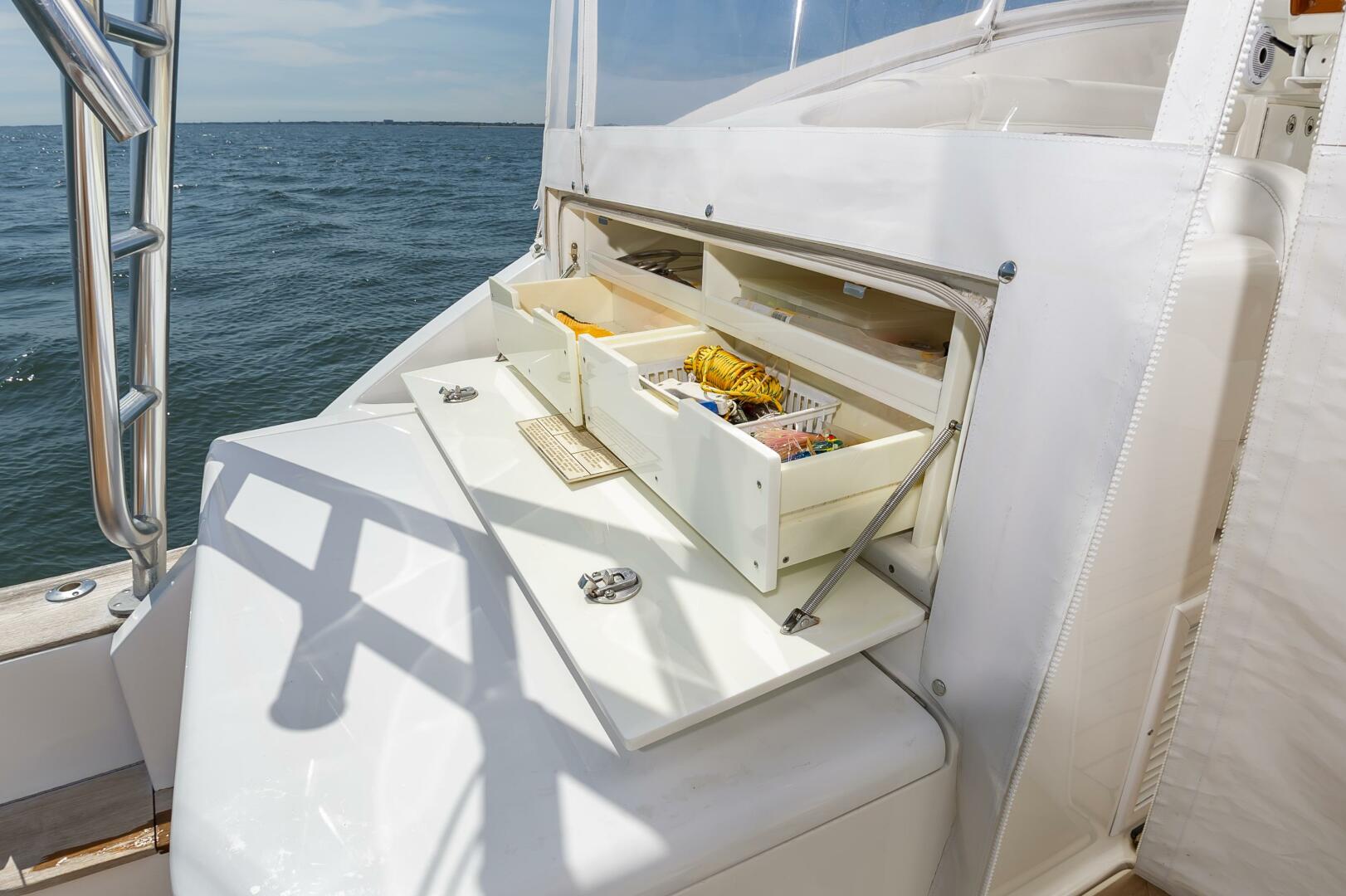 Slide: The Image of Buddy Davis 48 Express 2004 - 5263307