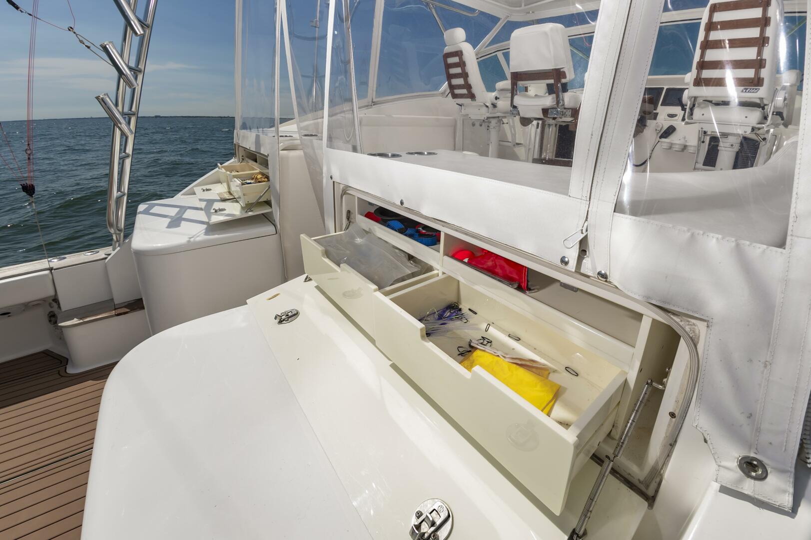 Slide: The Image of Buddy Davis 48 Express 2004 - 5263308