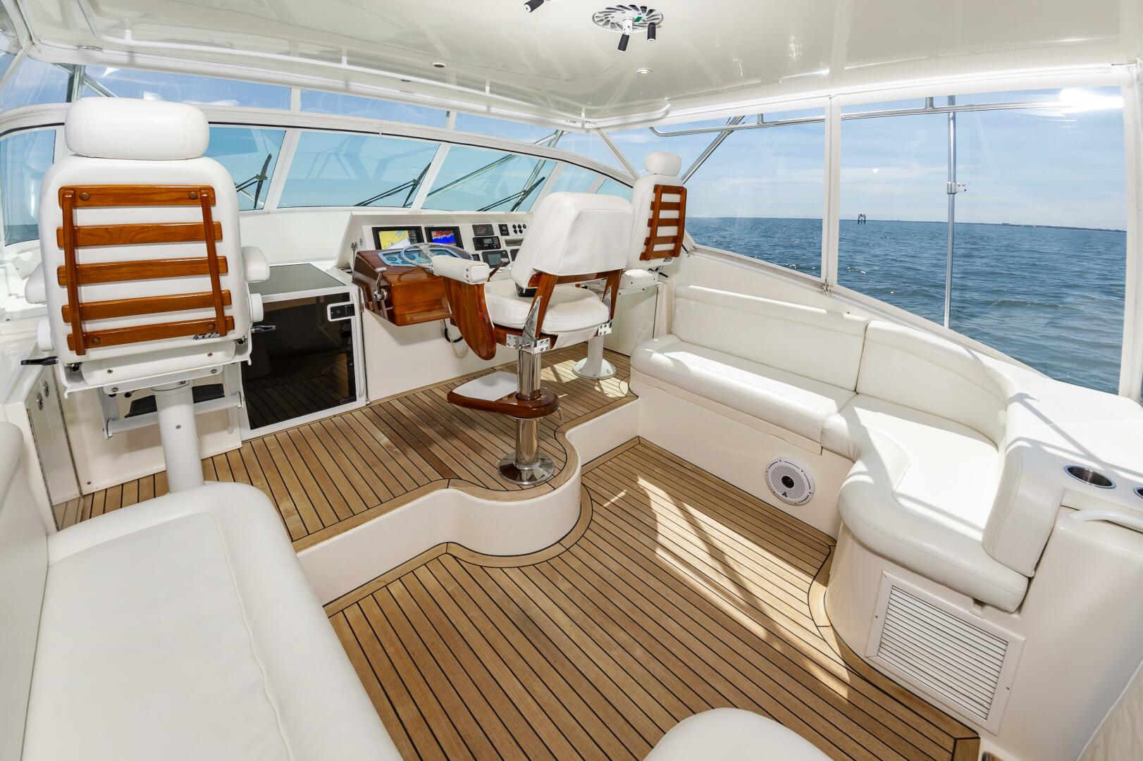 Slide: The Image of Buddy Davis 48 Express 2004 - 5263310