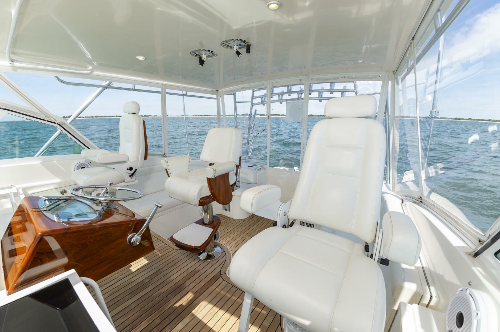 Slide: The Image of Buddy Davis 48 Express 2004 - 5263314