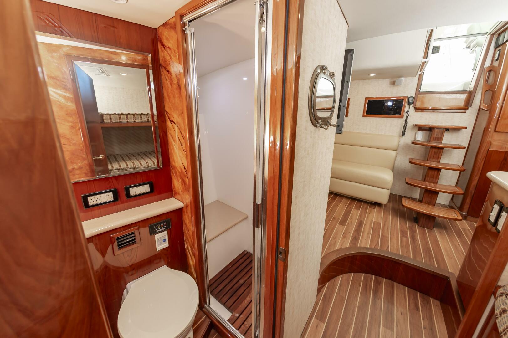 Slide: The Image of Buddy Davis 48 Express 2004 - 5263340