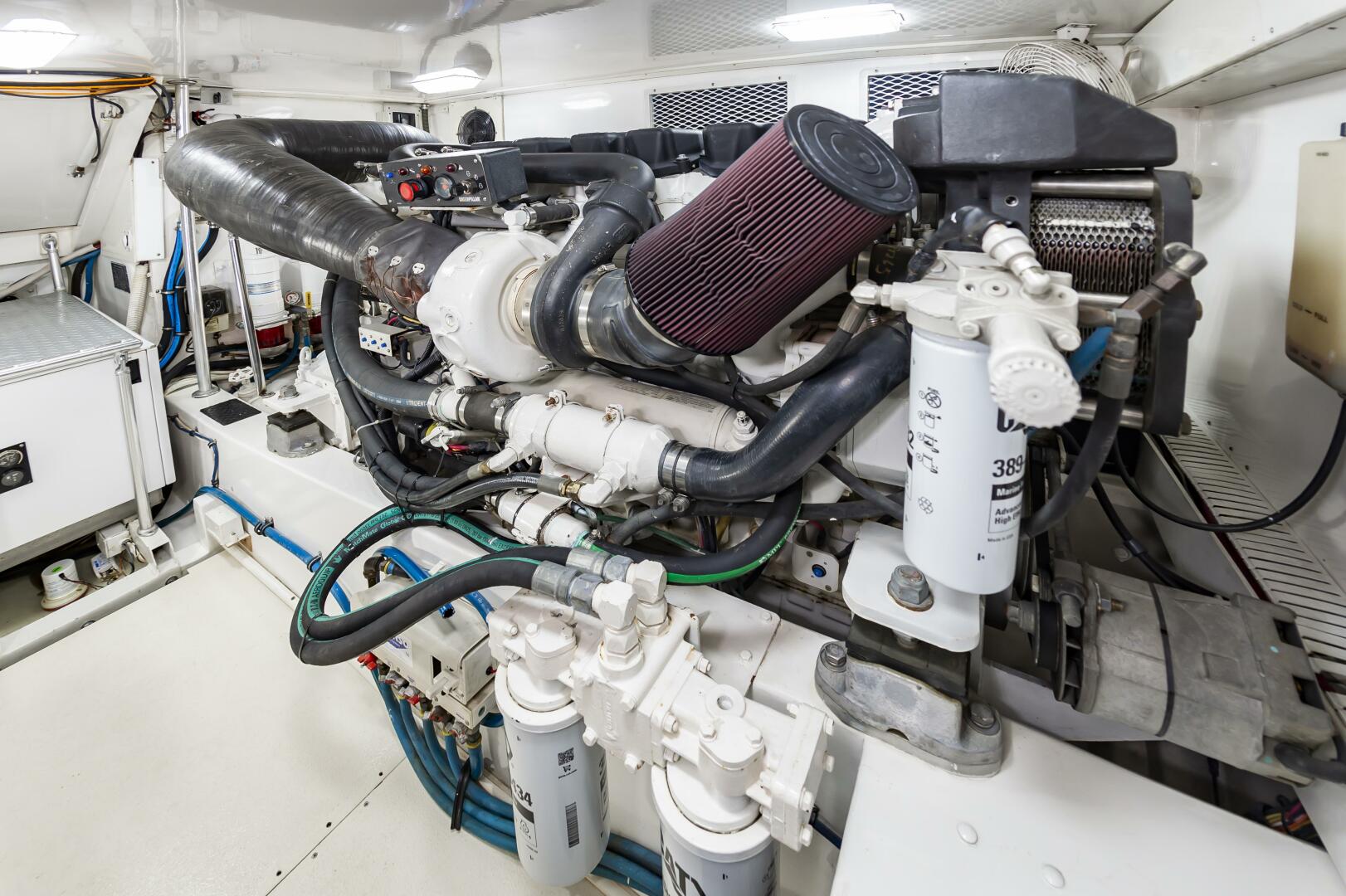 Slide: The Image of Buddy Davis 48 Express 2004 - 5263359