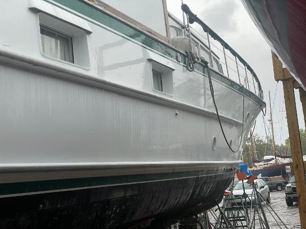 Slide: The Image of Burger 60 Tri Cabin 1962 - 3