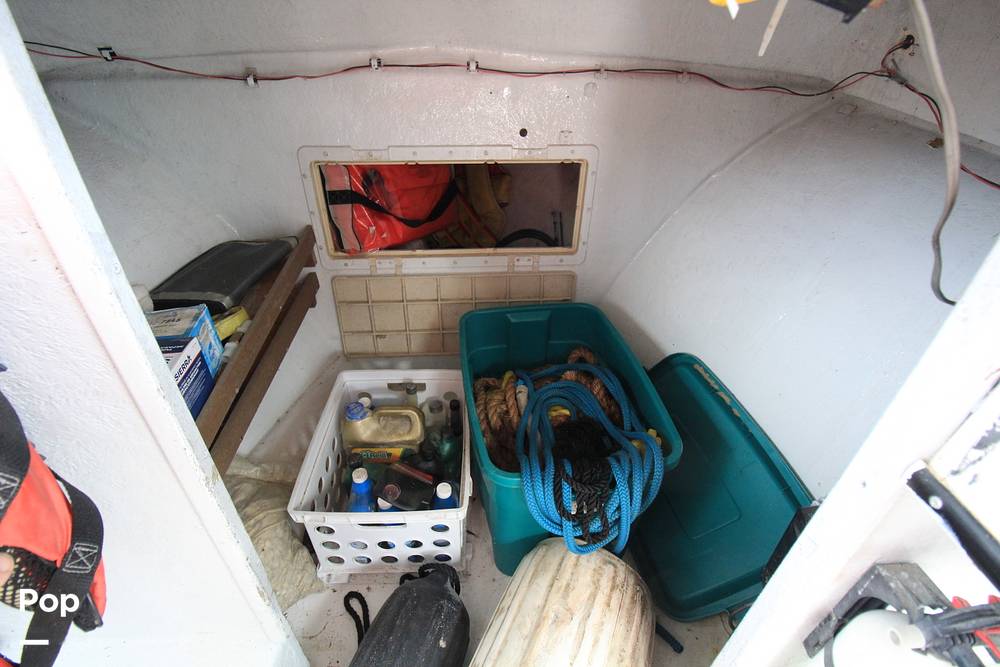 Slide: The Image of C-Hawk 25 Cabin 1986 - 15198955