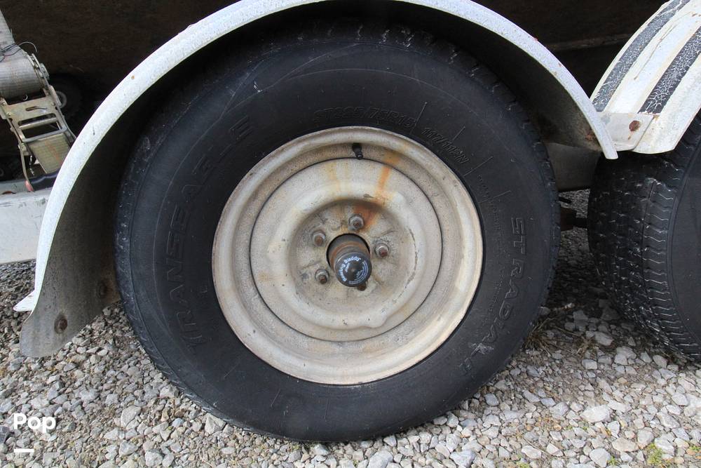 Slide: The Image of C-Hawk 25 Cabin 1986 - 15198971