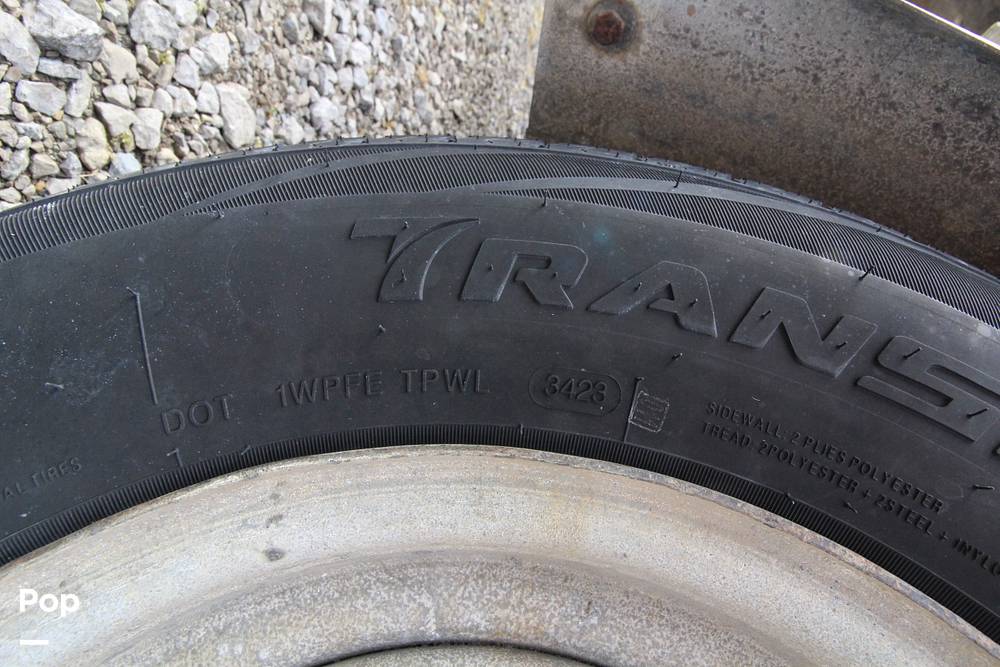 Slide: The Image of C-Hawk 25 Cabin 1986 - 15198973