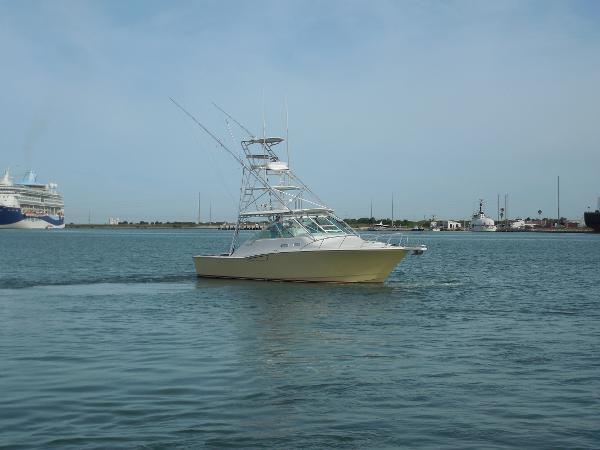 Slide: The Image of Cabo 35 Kelly Daze- Profile - 9