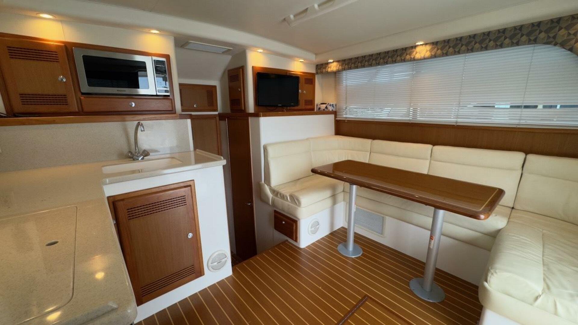 Slide: The Image of Cabo 35 Flybridge Sportfisher 2003 - 5214402