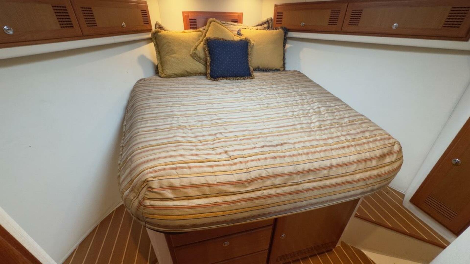 Slide: The Image of Cabo 35 Flybridge Sportfisher 2003 - 5214408