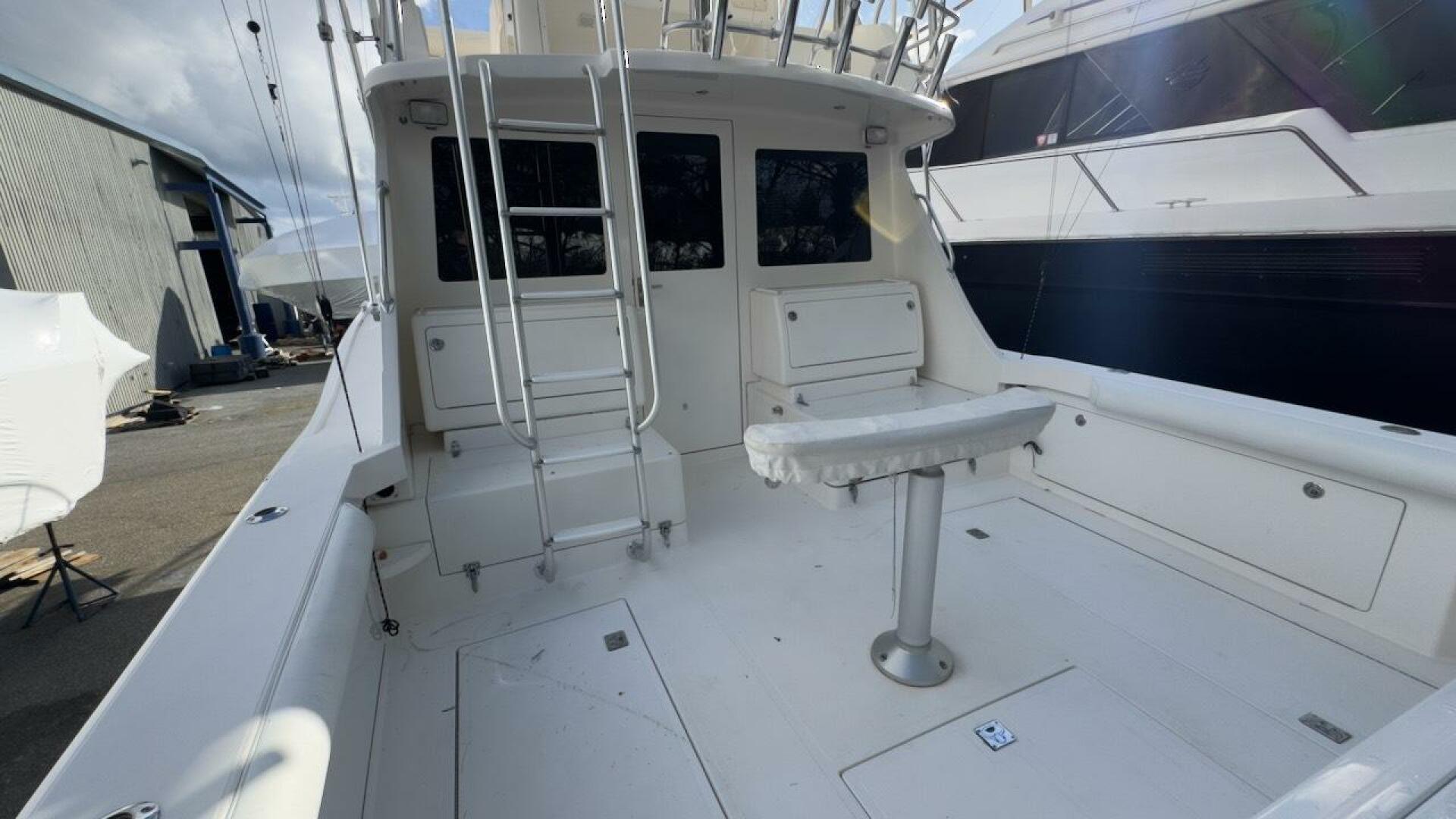 Slide: The Image of Cabo 35 Flybridge Sportfisher 2003 - 5214419
